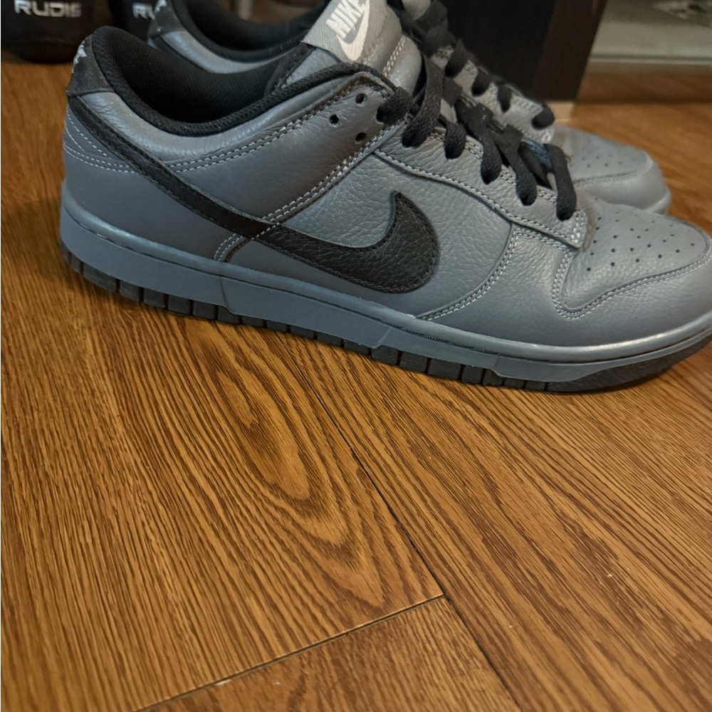 Nike Men's Gray and Black Sneakers